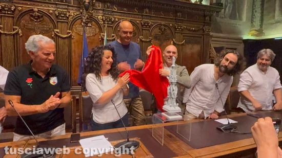 Santa Rosa - La presentazione della nuova macchina del quartiere Santa Barbara: Rosa Virtutis
