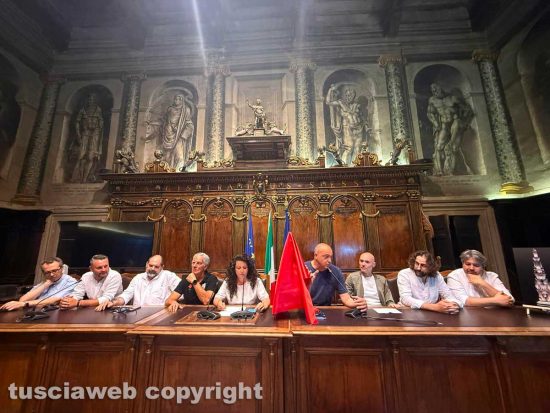 Santa Rosa - La presentazione della nuova macchina del quartiere Santa Barbara: Rosa Virtutis