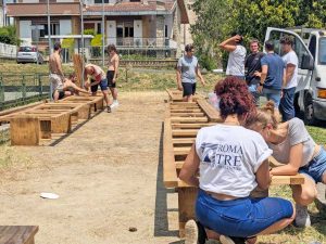 Nepi - l'installazione di architettura circolare al giardino del Centro Sociale Anziani