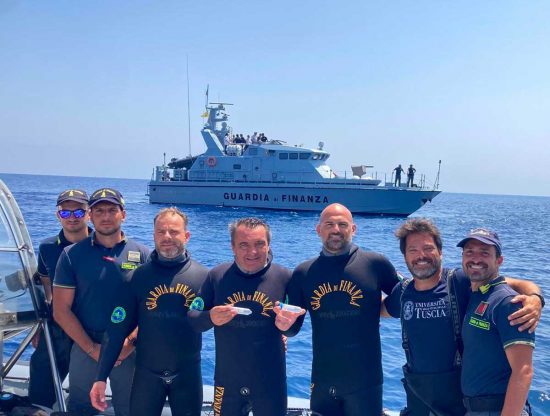 Ponza - al via il progetto pilota di ripopolamento dell'astice europeo nei fondali dell'isola