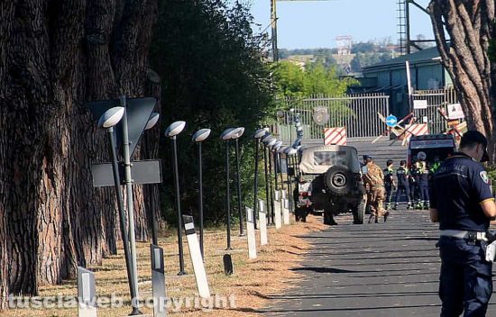 Viterbo - Disinnesco della bomba della seconda guerra mondiale all’aeroporto Fabbri