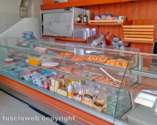 Onano - Il nuovo negozio di alimentari in via Caterini