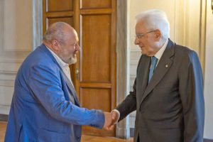 Il presidente Mattarella firma la promessa