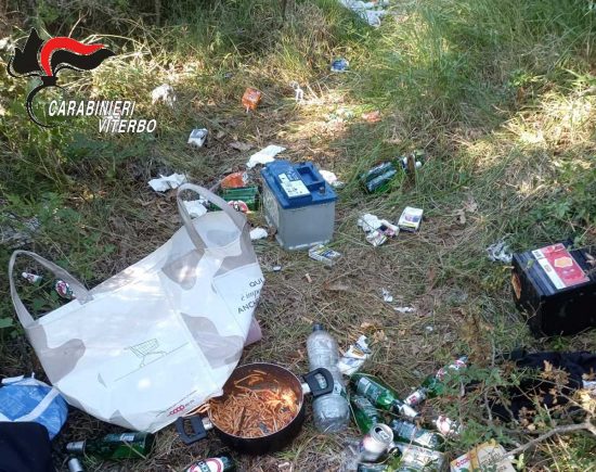 Orte - Spaccio nei boschi: arrestato un 25enne con cocaina, hashish e un machete