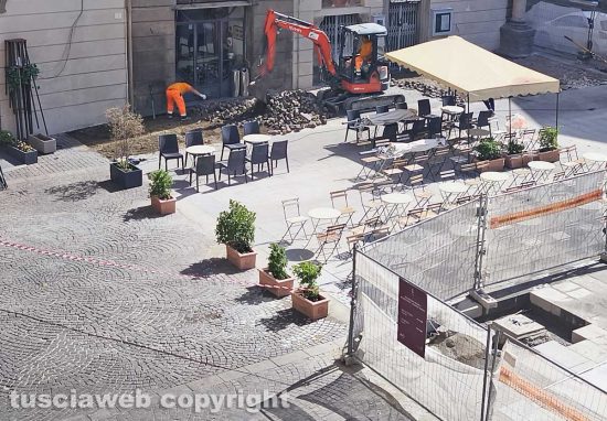 Viterbo - Lavori a piazza del Comune