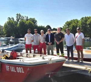 Il deputato Mauro Rotelli in visita ai presidi acquatici dei vigili del fuoco