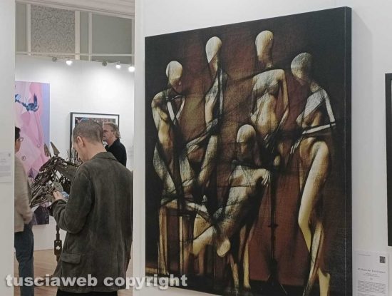 L'opera “Mannequins” alla biennale di Londra