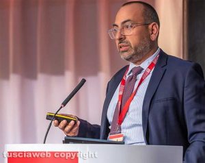 Londra - L'ortopedico Domenico Potestio all'Eahm London 2025