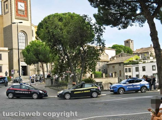 Viterbo - Carabinieri, guardia di finanza e polizia al Sacrario