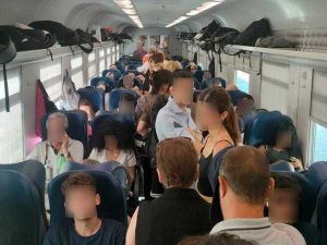 I pendolari sul treno da Roma a Orte