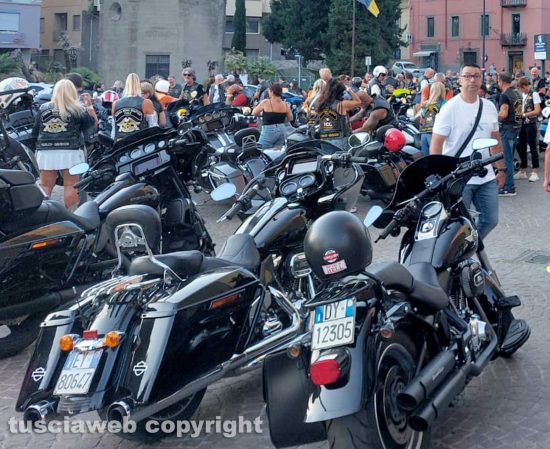 Il rombo delle Harley-Davidson per le vie di Viterbo