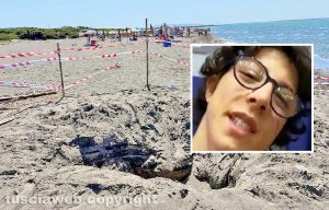 Montalto di Castro - La buca della tragedia - Nel riquadro Riccardo Boni