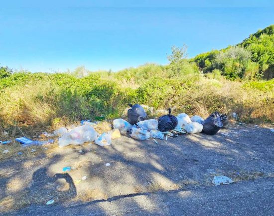 Ancora rifiuti abbandonati, bonificata via Braccianese Claudia a Civitavecchia