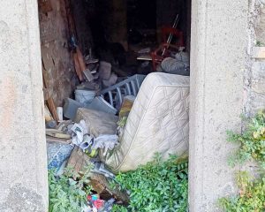 Viterbo - Discarica a cielo aperto in via Caprarecce