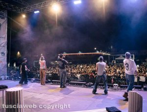 Viterbo - I Bnkr44 alla ex-fiera ed è subito "Viterbo Punk"