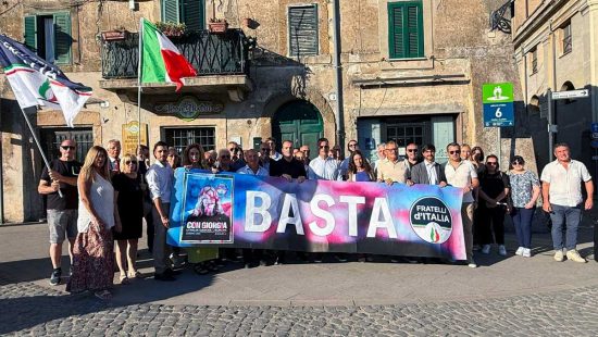 Oriolo Romano - L'iniziativa FdI dopo gli atti vandalici alla sede