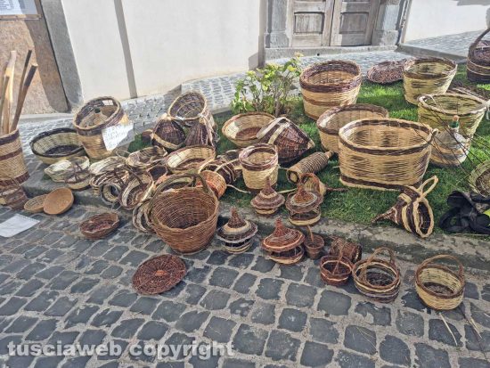 Montefiascone - Festa di San Bartolomeo - La fiera dei canestri