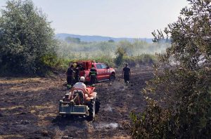 San Lorenzo Nuovo - Fiamme in località Ponticello