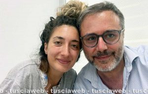 La prima immagine di Aurora Montanaro, dopo l’uscita dalla terapia intensiva, con Emanuele Aronne