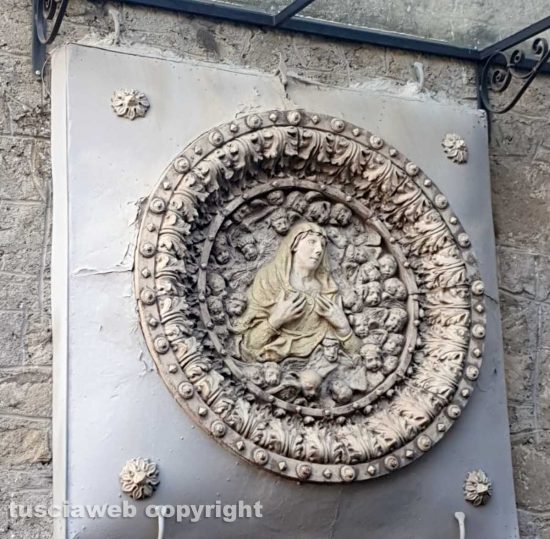 Viterbo - La Madonna assunta in cielo di Pietro Vanni prima del restauro