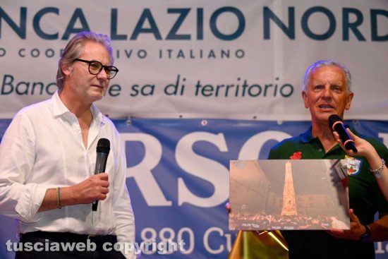 Santa Rosa - Pienone per la seconda cena con i facchini - Massimo Mecarini col questore Luigi Silipo