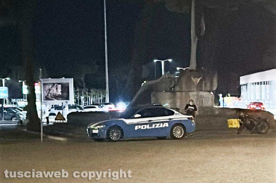 Viterbo - Paura al Sacrario, l'intervento della polizia