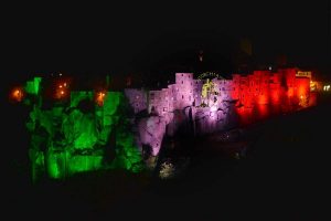 Vitorchiano - La rupe illuminata