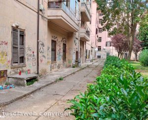 Viterbo - I giardinetti pubblici del quartiere Pilastro