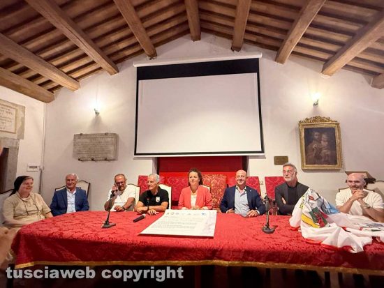 Viterbo - Santa Rosa - Il premio Il Ciuffo e la Rosa d'oro e d'argento - Suor Francesca Pizzaia, Vincenzo Fiorillo, Luigi Aspromonte, Massimo Mecarini, Chiara Frontini, Marco Ciorba, Raffaele Ascenzi e Michele Telari