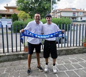 Real Fabrica - A sinistra mister Lucchetti con il bomber Mattia Triglia