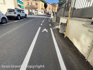 Viterbo - Via Brenta - Le strisce pedonabili