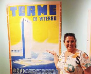 Due manifesti delle Terme di Viterbo alla mostra “Visitate l’Italia! Promozione e pubblicità turistica 1900-1950”