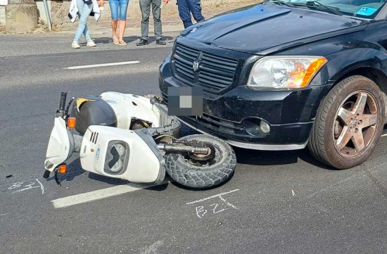 Vetralla - Scontro auto-motorino sulla Cassia, due feriti