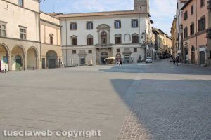Viterbo - Ferragosto -Piazza del Comune