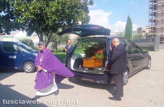 Viterbo - Il funerale di Sergio Pollastrelli