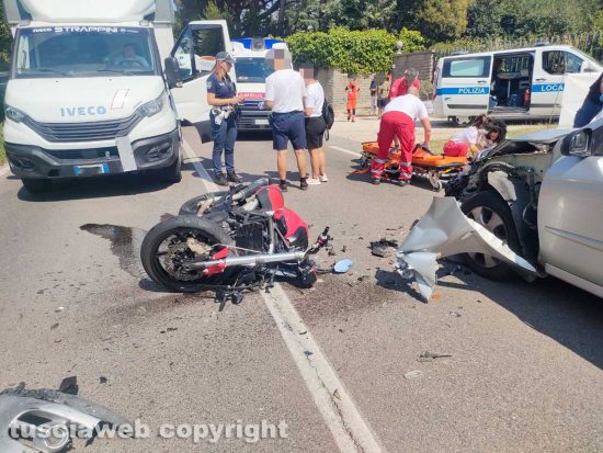 Viterbo - Scontro auto-moto sulla Cimina