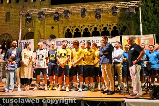 Santa Rosa - Cena dei facchini in piazza - I giocatori della Viterbese  