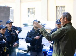 La creazione del calendario della polizia 2026