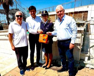Civitavecchia - Nuovo defibrillatore installato a Corso Garibaldi