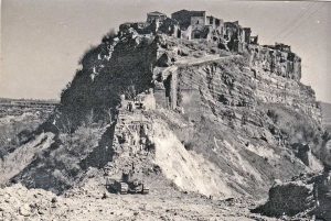 Bagnoregio -La costruzione del ponte di Civita