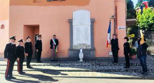 Proceno - La cerimonia per il conferimento della cittadinanza onoraria al carabiniere Antonio Matarazzo