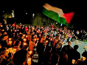 Ronciglione - La fiaccolata a sostegno di Gaza