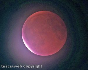 Luna rossa - Eclissi vista dall'Osservatorio monti Cimini