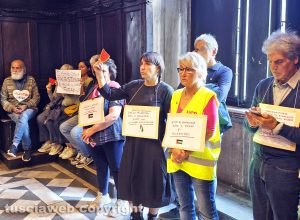 Viterbo - Consiglio comunale - Manifestanti Propal