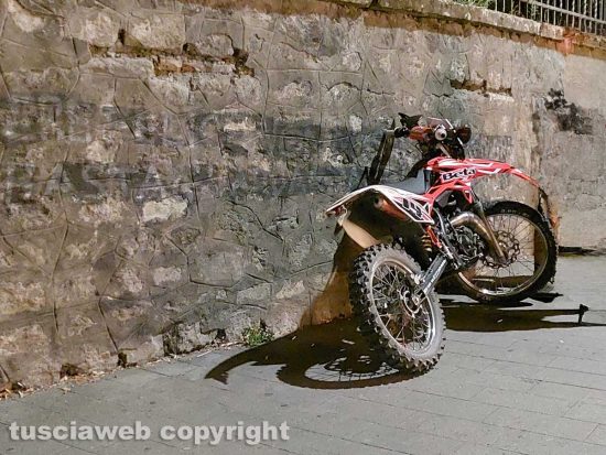 Viterbo - Moto contro auto in via Raniero Capocci