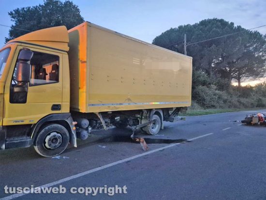 Marta - Moto contro camion sulla Verentana