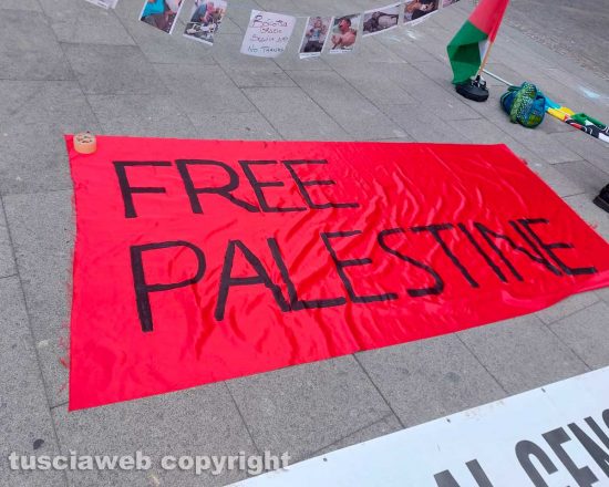Viterbo - "Free Palestine" in piazza del Comune