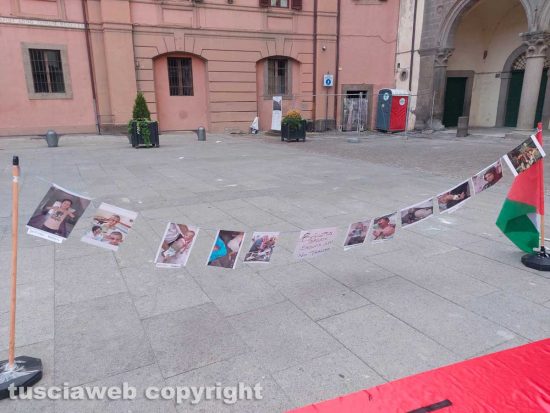 Viterbo - "Free Palestine" in piazza del Comune