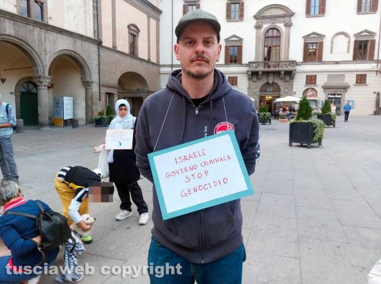 Viterbo - "Free Palestine" in piazza del Comune