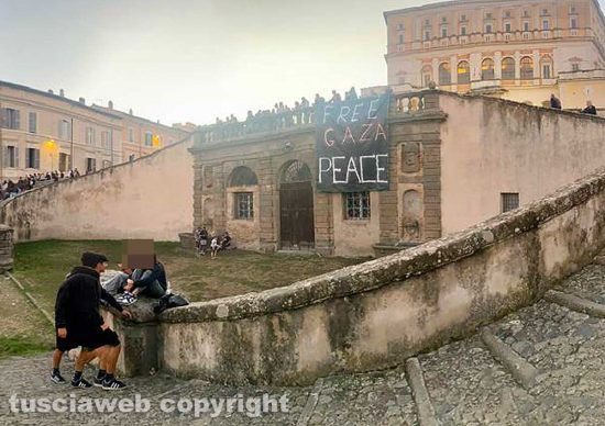 Caprarola - Sagra della Nocciola - Uno striscione con scritto "Gaza Free Peace"